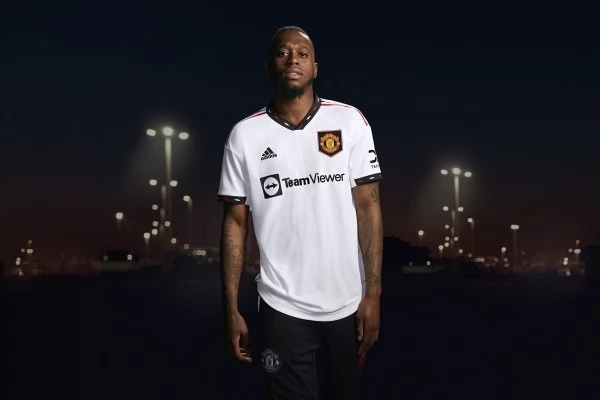 Manchester United Voetbaltenue R. Varane 19 2022-2023 Uitshirt Kids